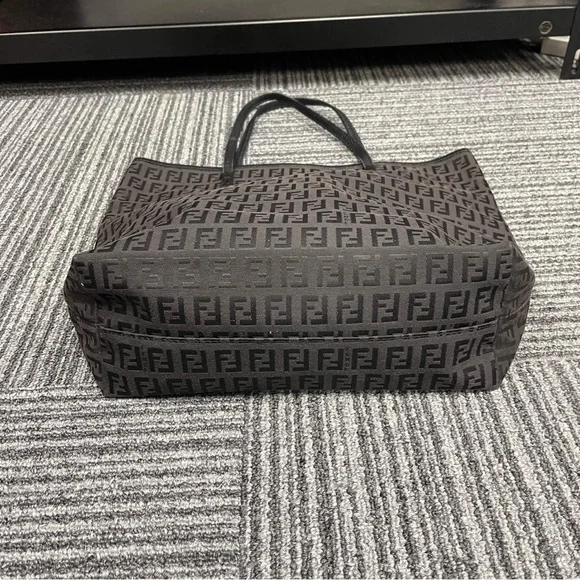 Fendi FF print tote bag - women - Leather/Nylon - Picture 5 of 16